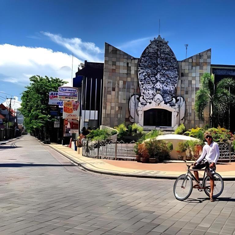 The Aroma'S Of Bali Hotel & Residence Legian Buitenkant foto